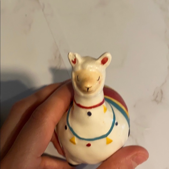 Llama salt and pepper shakers - Picture 4 of 4